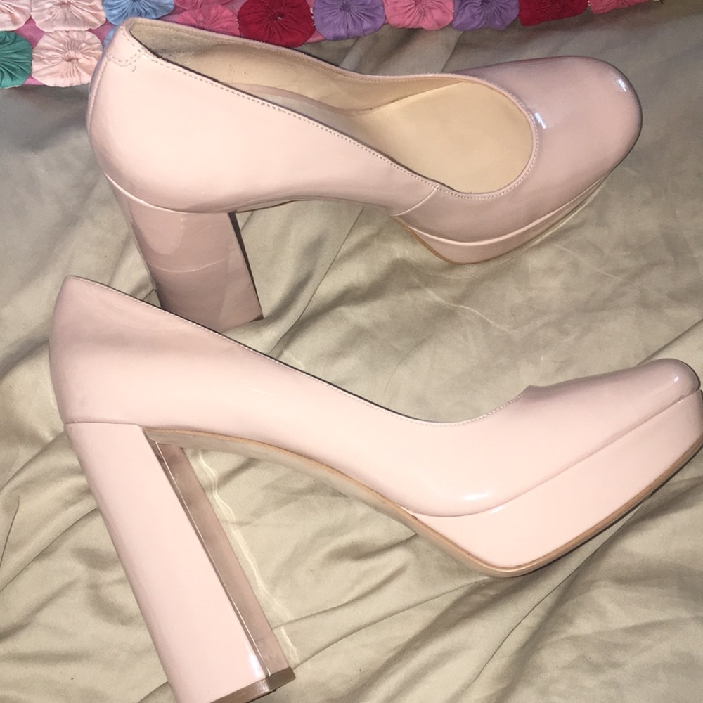 Nine west heels never worn!